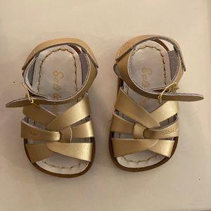 Salt water gold sandals size 3 NWT